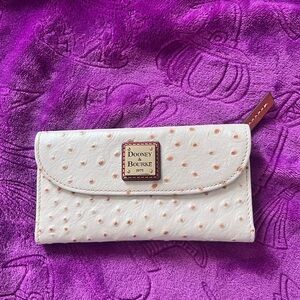 Dooney & Bourke Ostrich Trifold wallet